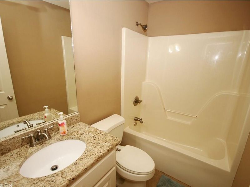 5800 Base Meadows Drive, Jacksonville, AR 72076 ListReports