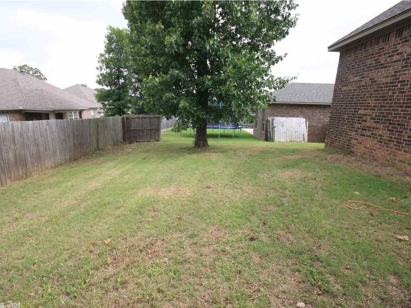 5800 Base Meadows Drive, Jacksonville, AR 72076 ListReports