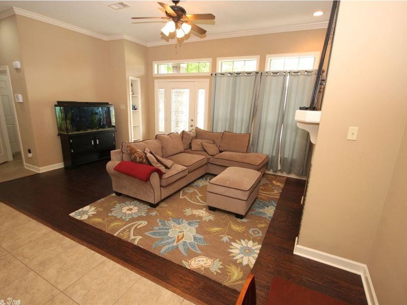 5800 Base Meadows Drive, Jacksonville, AR 72076 ListReports