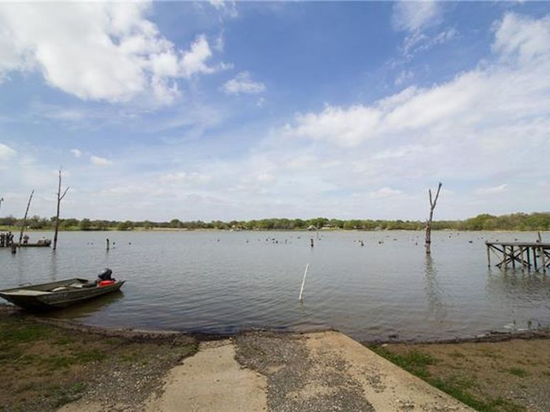 217 Pr 5887 D, Jewett, TX, 75846 ListReports