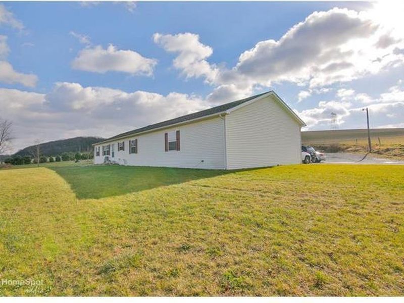 6080 Mantz Rd, Germansville, PA 18053 ListReports