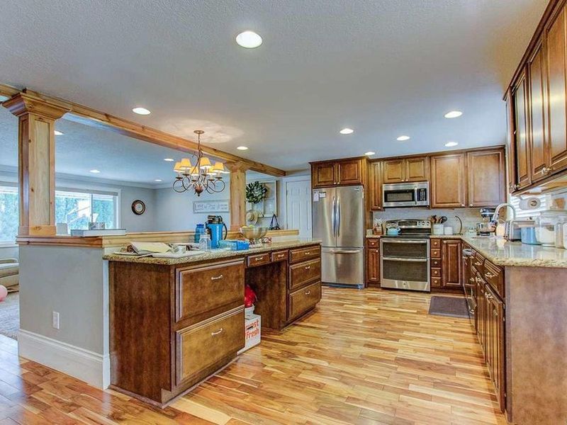 2850 S Cedar St, Kennewick, WA 99337 ListReports