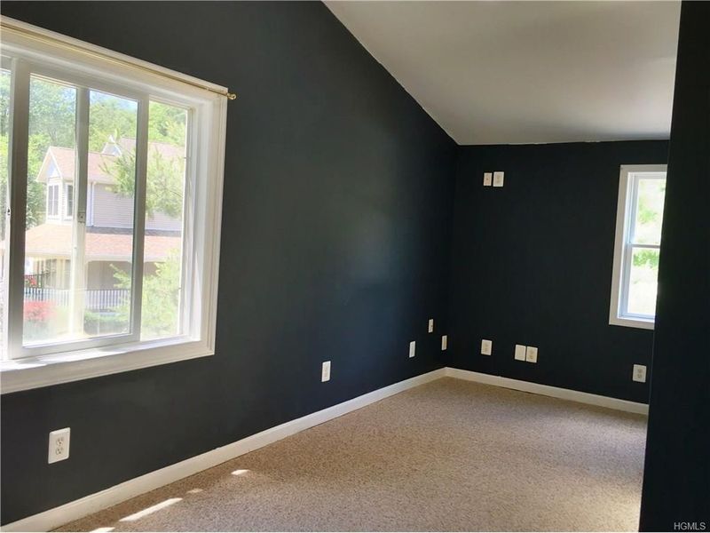 56 Post Rd, Sloatsburg, NY 10974 ListReports