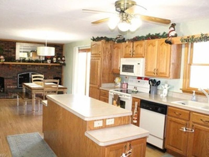 17943 Chamberlain Rd, Grafton, OH, 44044 ListReports