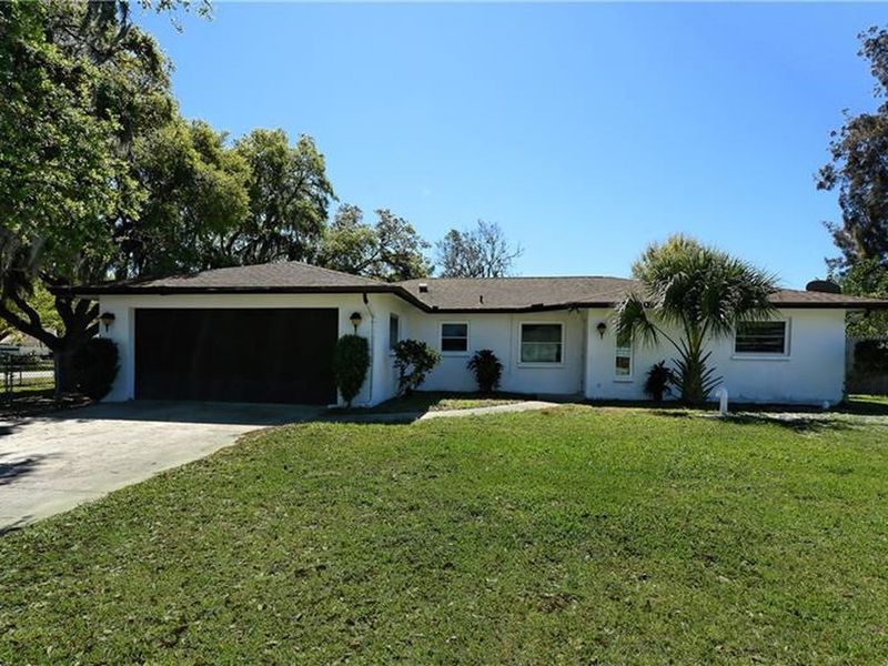 3180 Arapaho Street, Sarasota, FL 34231 ListReports