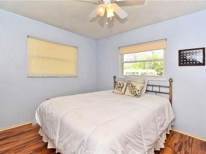 3180 Arapaho Street, Sarasota, FL 34231 ListReports