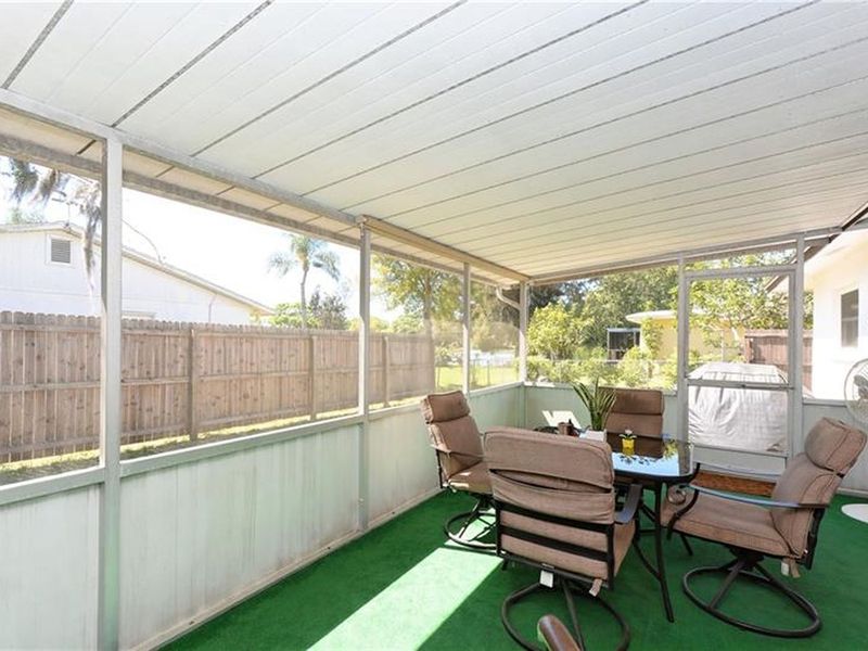 3180 Arapaho Street, Sarasota, FL 34231 ListReports