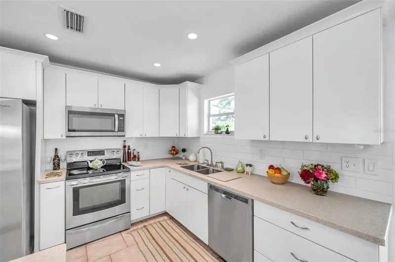 17826 Littlewood Drive, Spring Hill, FL 34610 ListReports