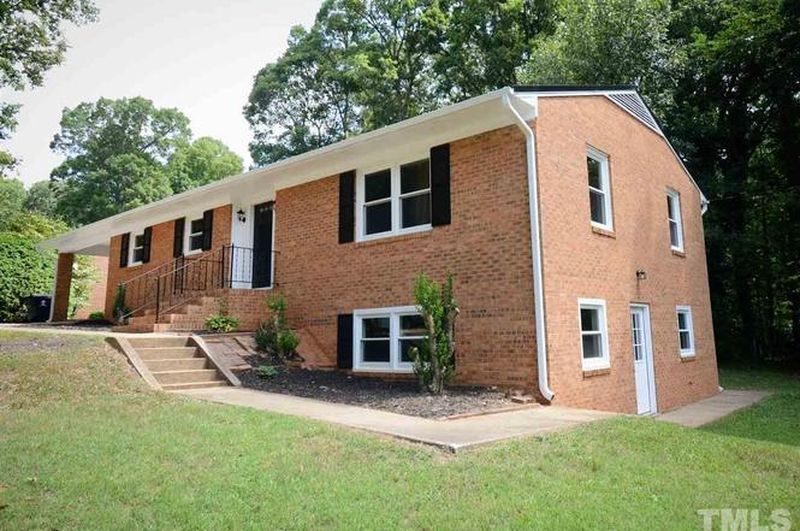 812 North Garden Avenue, Siler City, NC 27344 ListReports