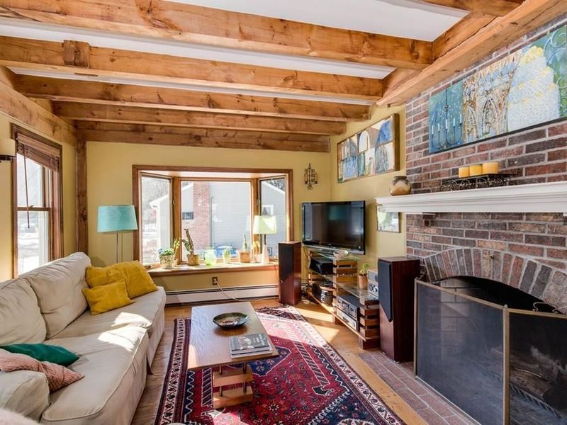 111 Thicket St, Weymouth, MA 02190 ListReports