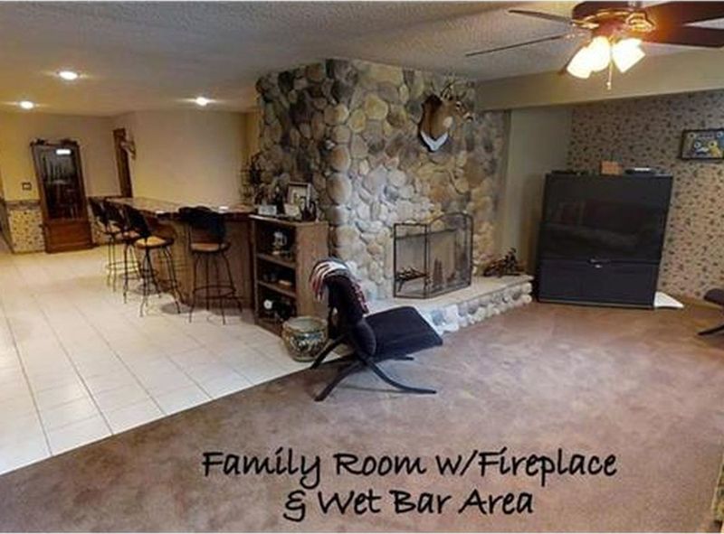 12223 S Outer Belt Rd, Lone Jack, MO 64070 ListReports