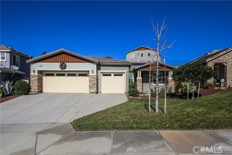 29230 Crescent Ridge Drive, Lake Elsinore, CA 92530 ListReports