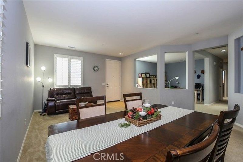 29230 Crescent Ridge Drive, Lake Elsinore, CA 92530 ListReports