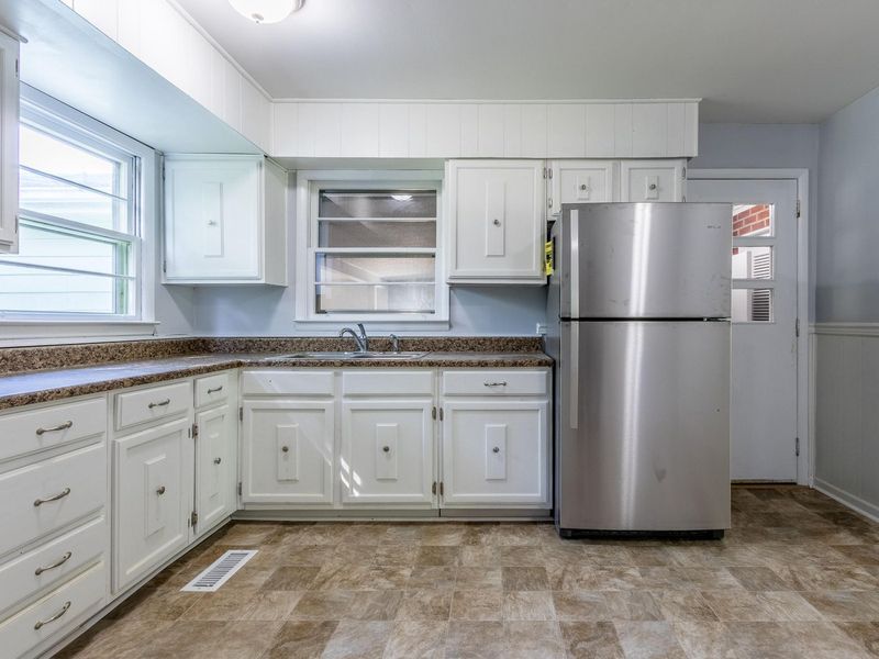 903 Vernon Drive Jacksonville Nc 28540 Listreports