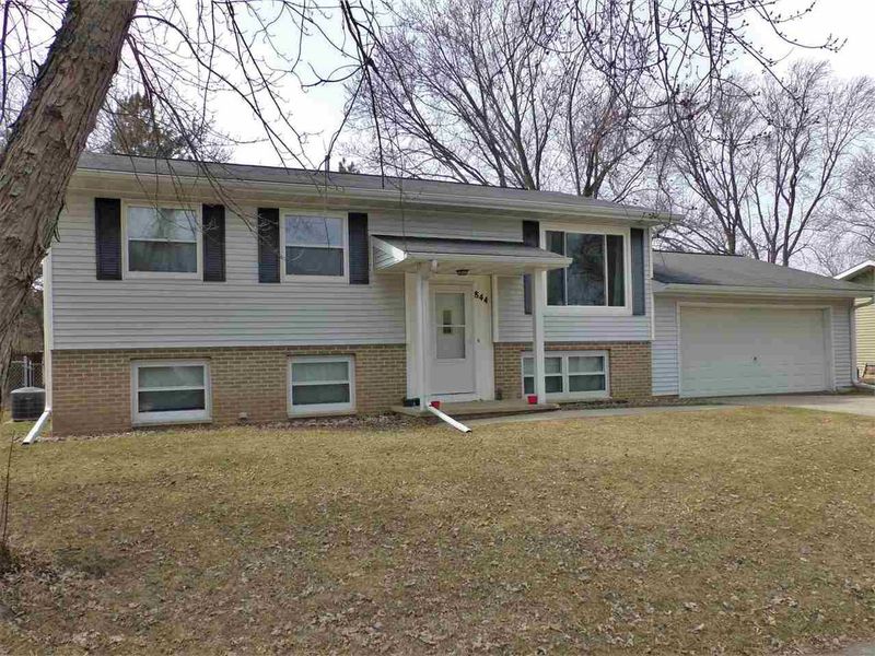 844 Hamilton St, Portage, WI 53901 ListReports