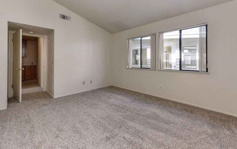 8520 Redwater Drive, Antelope, CA 95843 ListReports