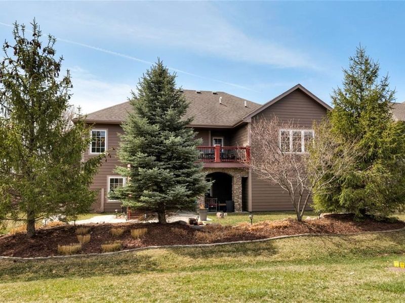 16219 Tanglewood Dr, Urbandale, IA 50323 ListReports