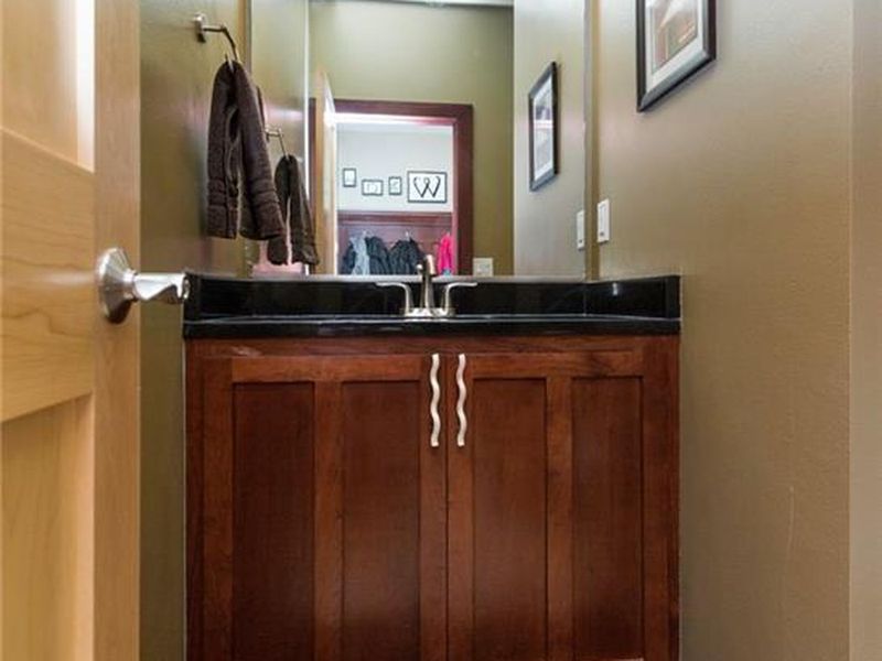 16219 Tanglewood Dr, Urbandale, IA 50323 ListReports