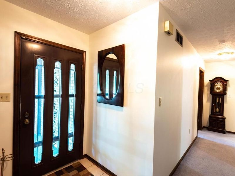 222 Olde North Church Rd, Pickerington OH 43147 ListReports