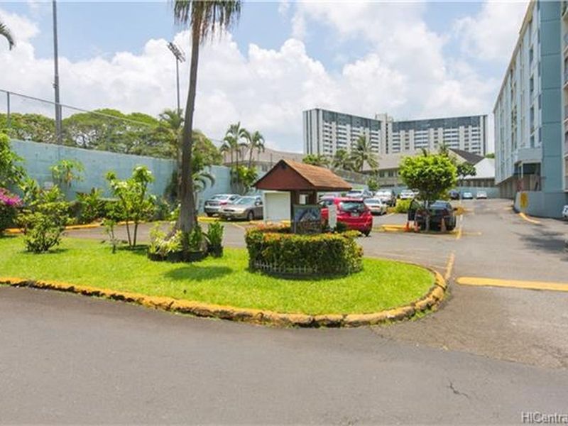 1260 Richard Lane 517, Honolulu, HI 96819 ListReports