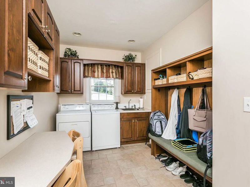 4704 White Marsh Rd, Baltimore MD 21237 ListReports