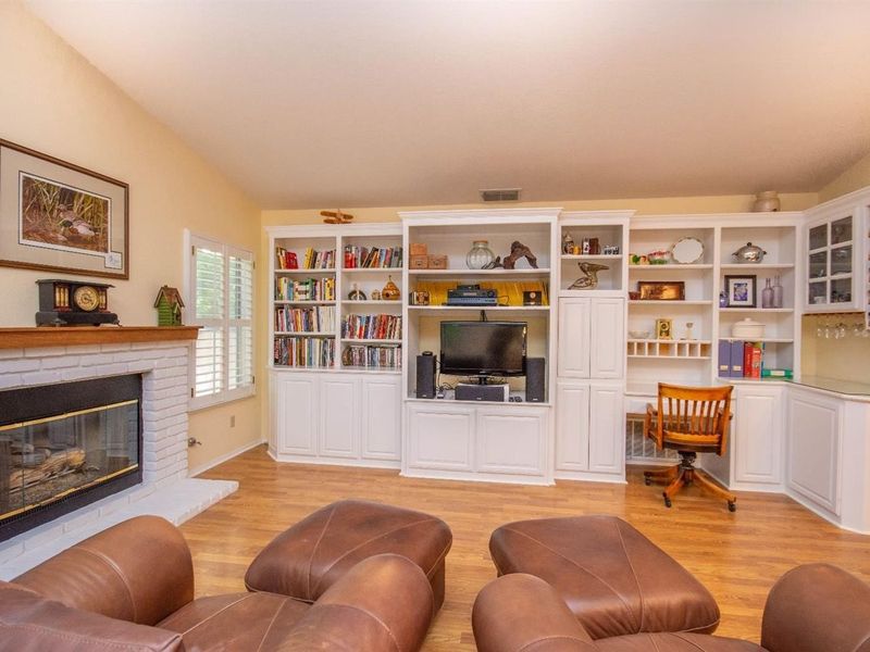 11220 Rosemary Drive, Auburn, CA 95603 ListReports