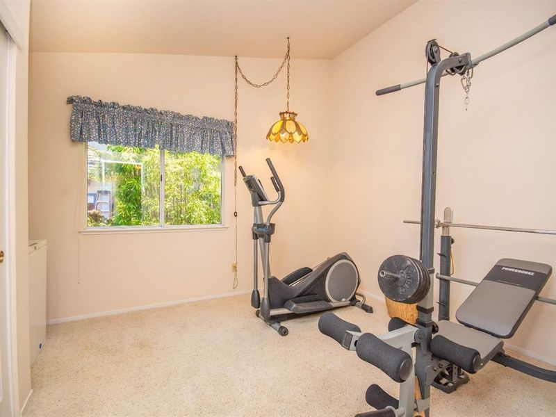 11220 Rosemary Drive, Auburn, CA 95603 ListReports