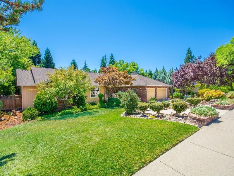 11220 Rosemary Drive, Auburn, CA 95603 ListReports