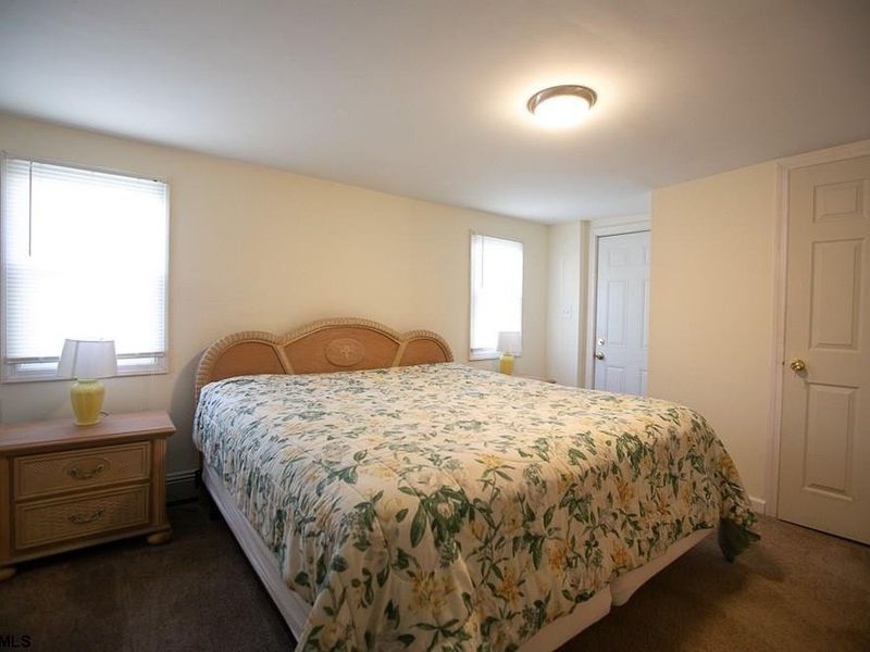 19 N Hillside Ave, Ventnor, Nj 08406 ListReports