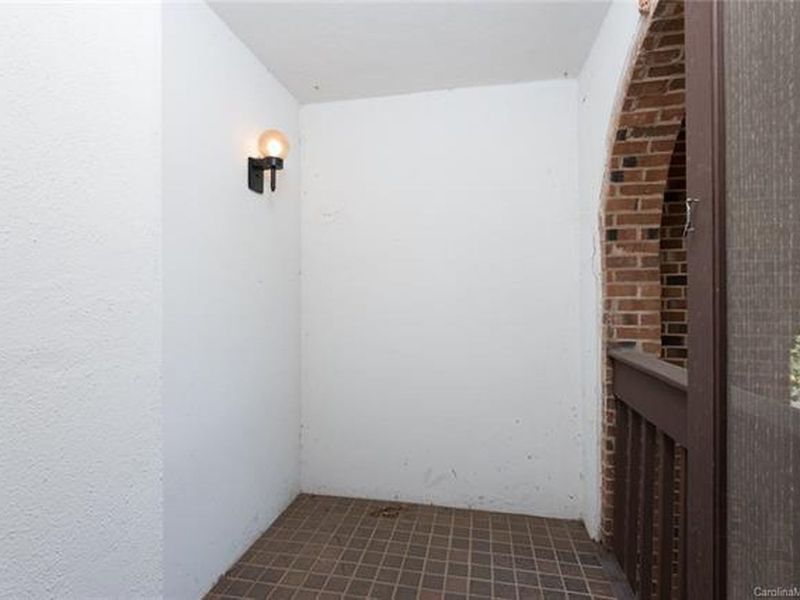 5809 Sharon Road, Charlotte, NC 28210 ListReports