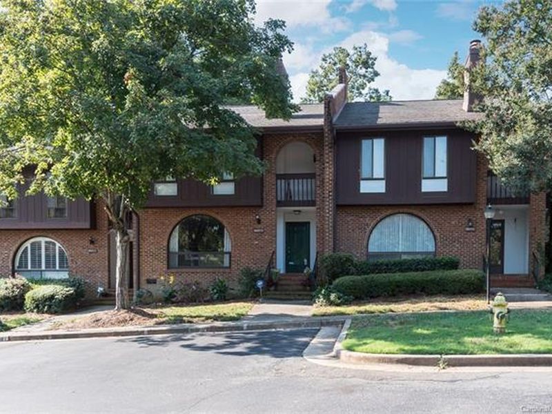 5809 Sharon Road, Charlotte, NC 28210 ListReports