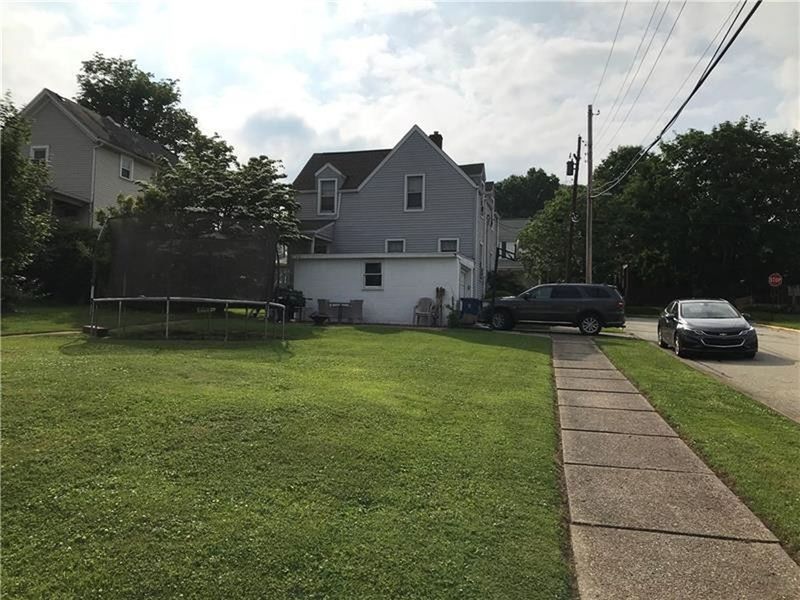 10 N 6th St, Youngwood, PA 15697 ListReports