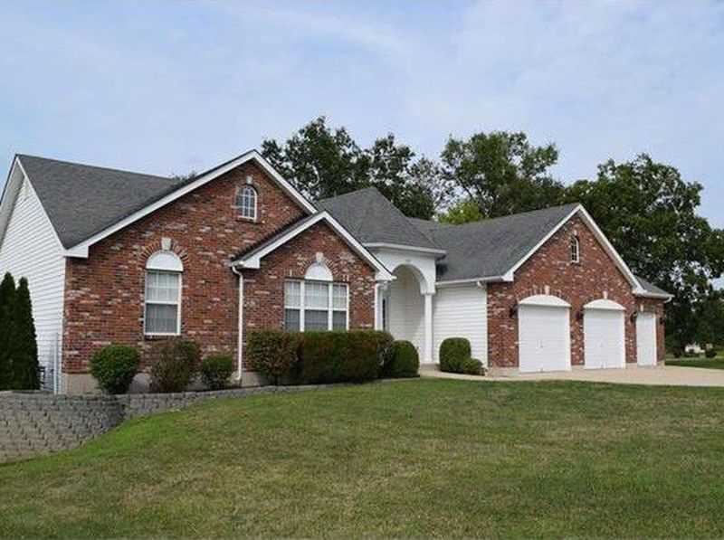 131 St Marys Ln, Old Monroe, MO 63369 ListReports