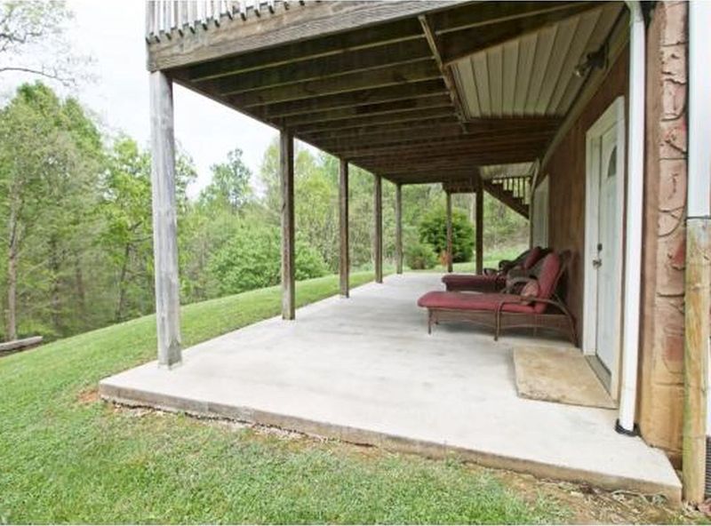 425 Berry Ridge Rd, Jonesborough, TN 37659 ListReports