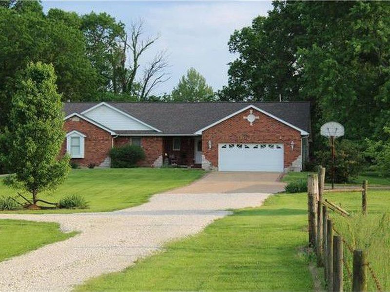 1922 Herky Horine Road, Pevely, MO 63070 ListReports