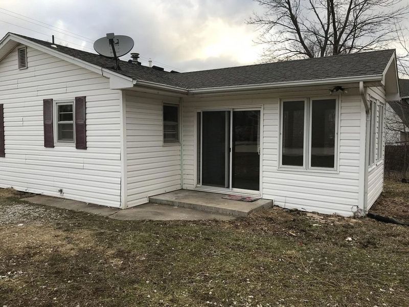 126 N Highway 124, Hallsville, MO 65255 ListReports