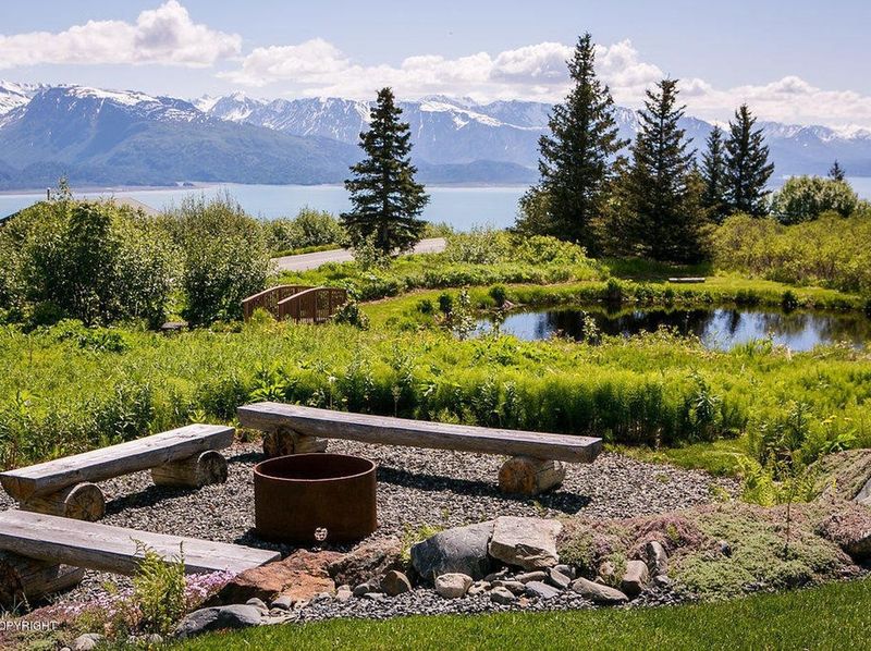 51891 East End Road, Homer, AK 99603 ListReports