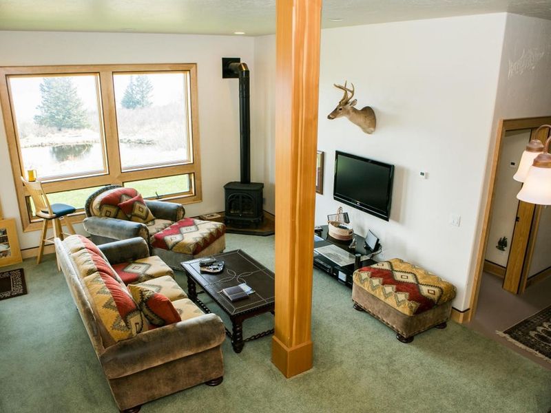 51891 East End Road, Homer, AK 99603 ListReports