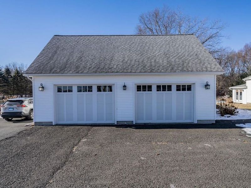 113 Prospect St, Hatfield, MA 01038 ListReports