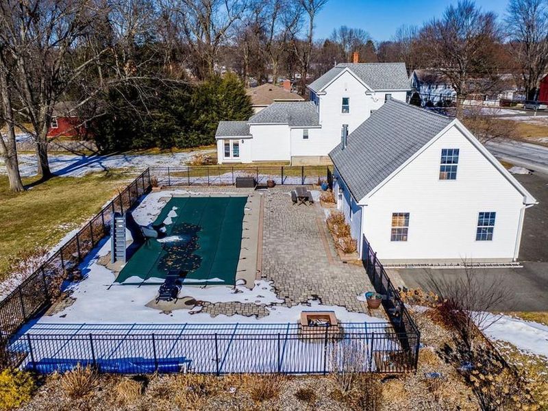 113 Prospect St, Hatfield, MA 01038 ListReports