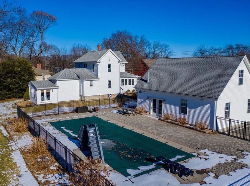 113 Prospect St, Hatfield, MA 01038 ListReports