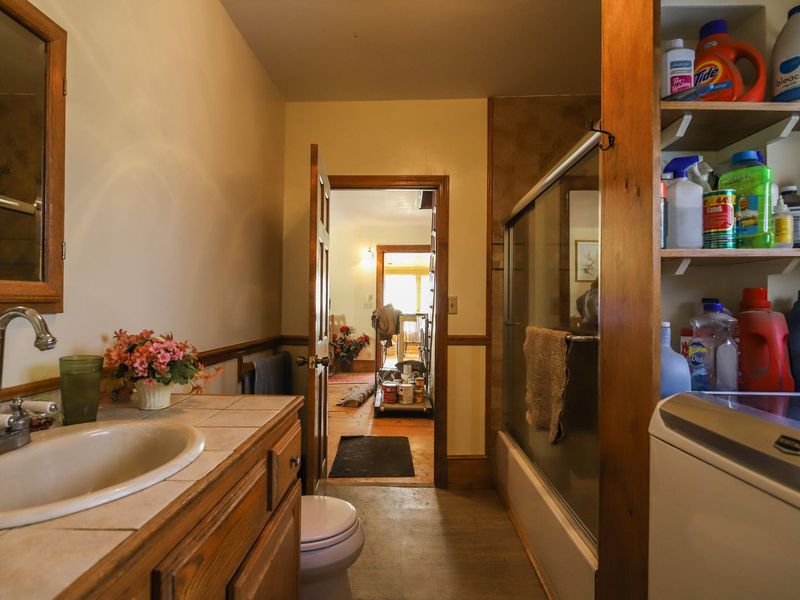 431 Clarks Mills Road, Dayton, ME 04005 ListReports