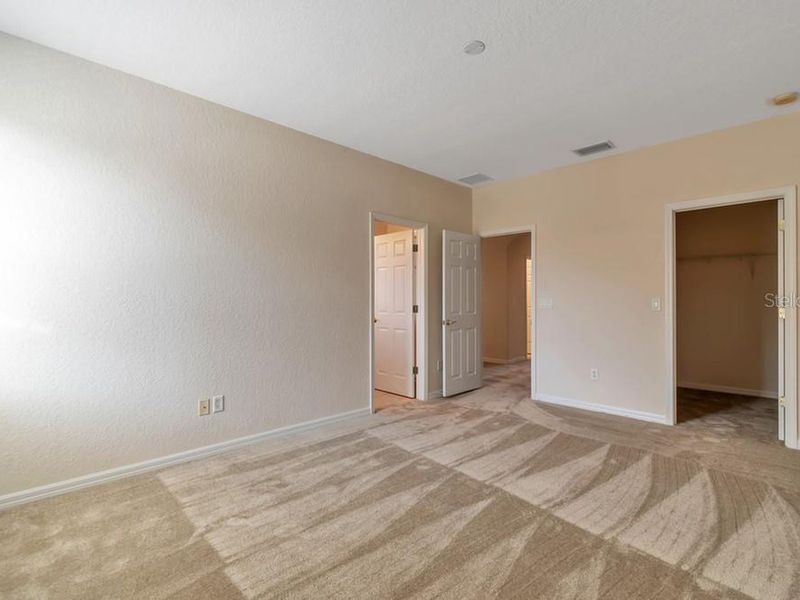 3900 Claybrook Drive, Wesley Chapel, FL 33544 ListReports