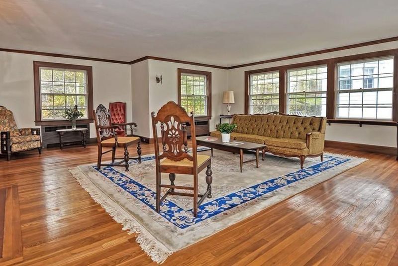 184 Lawrence Rd, Medford, MA 02155 ListReports