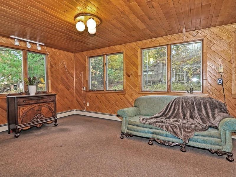 184 Lawrence Rd, Medford, MA 02155 ListReports