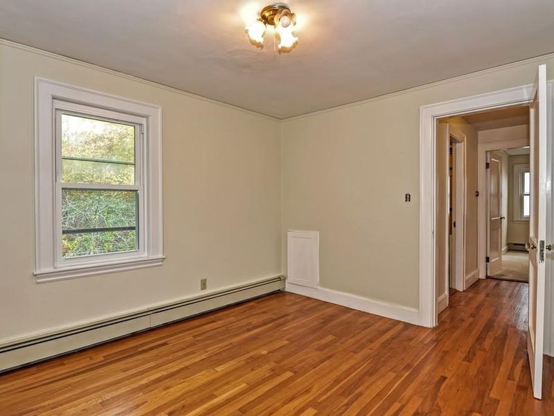 184 Lawrence Rd, Medford, MA 02155 ListReports