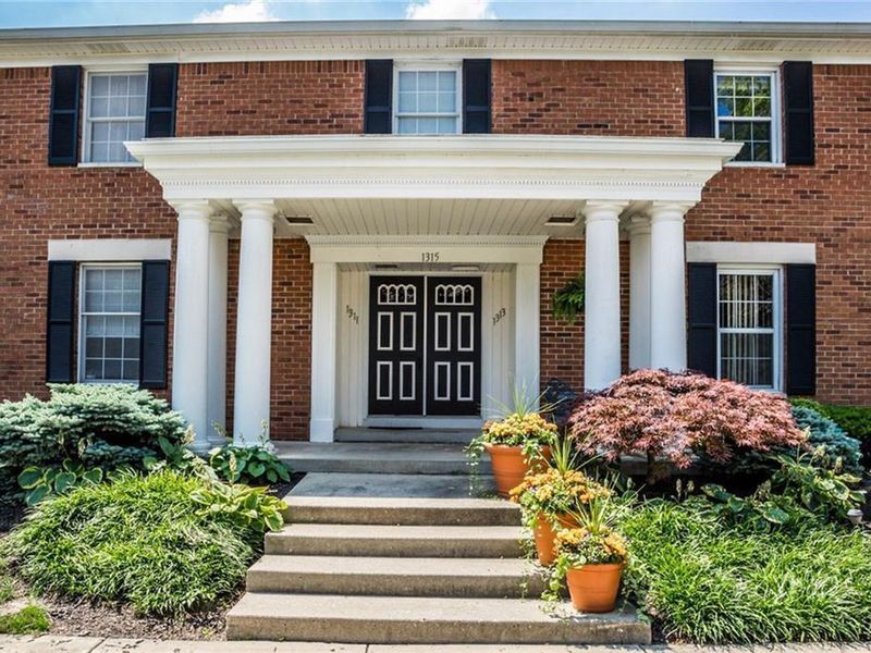 1313 Kings Cove Ct, Indianapolis IN 46260 ListReports