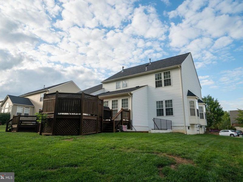 35 Kinross Drive, Stafford, VA 22554 ListReports