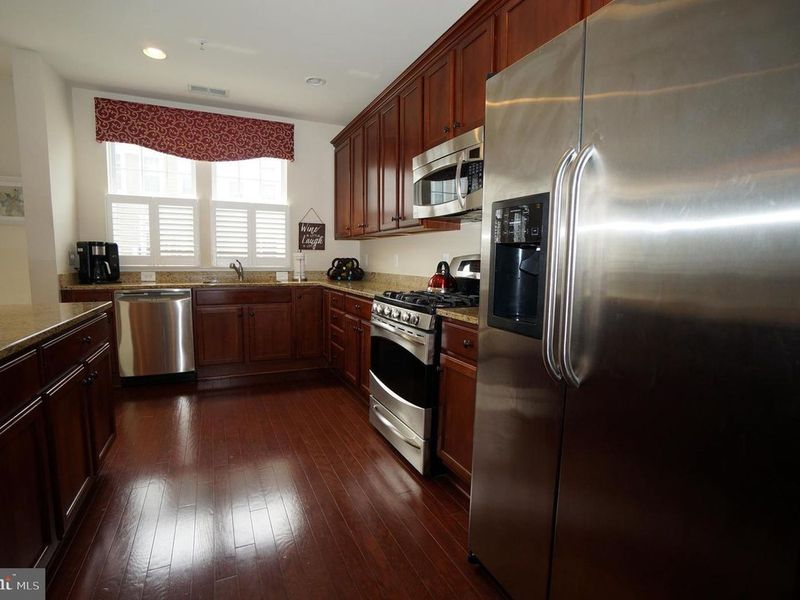 7674 Maple Lawn Blvd 52, Fulton MD 20759 ListReports