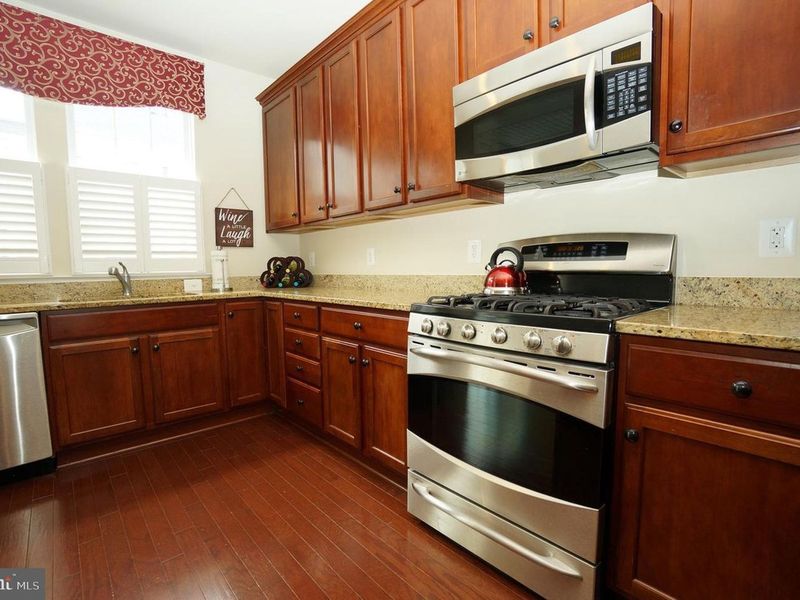 7674 Maple Lawn Blvd 52, Fulton MD 20759 ListReports